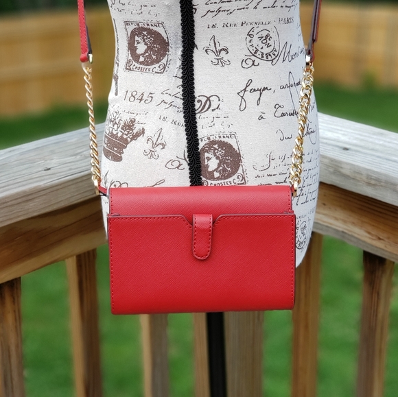 ⚠️LAST 1⚠️Michael Kors Jet Set MD Phone Crossbody - Picture 2 of 7